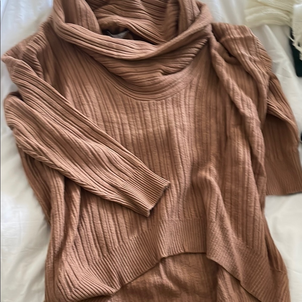 Women's Tan Sweater